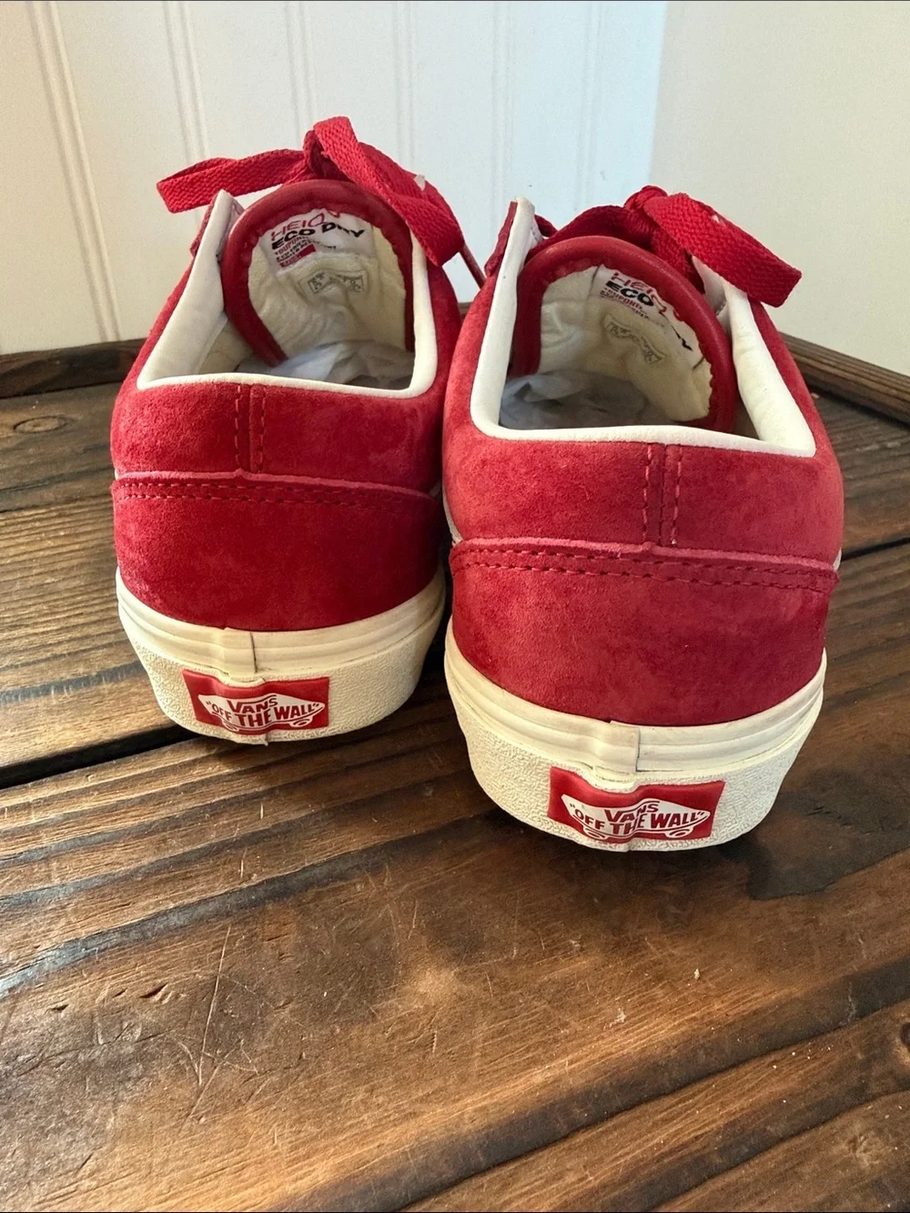 Vans Chili Pepper Old Skool Pig Suede Low-Top Sneakers